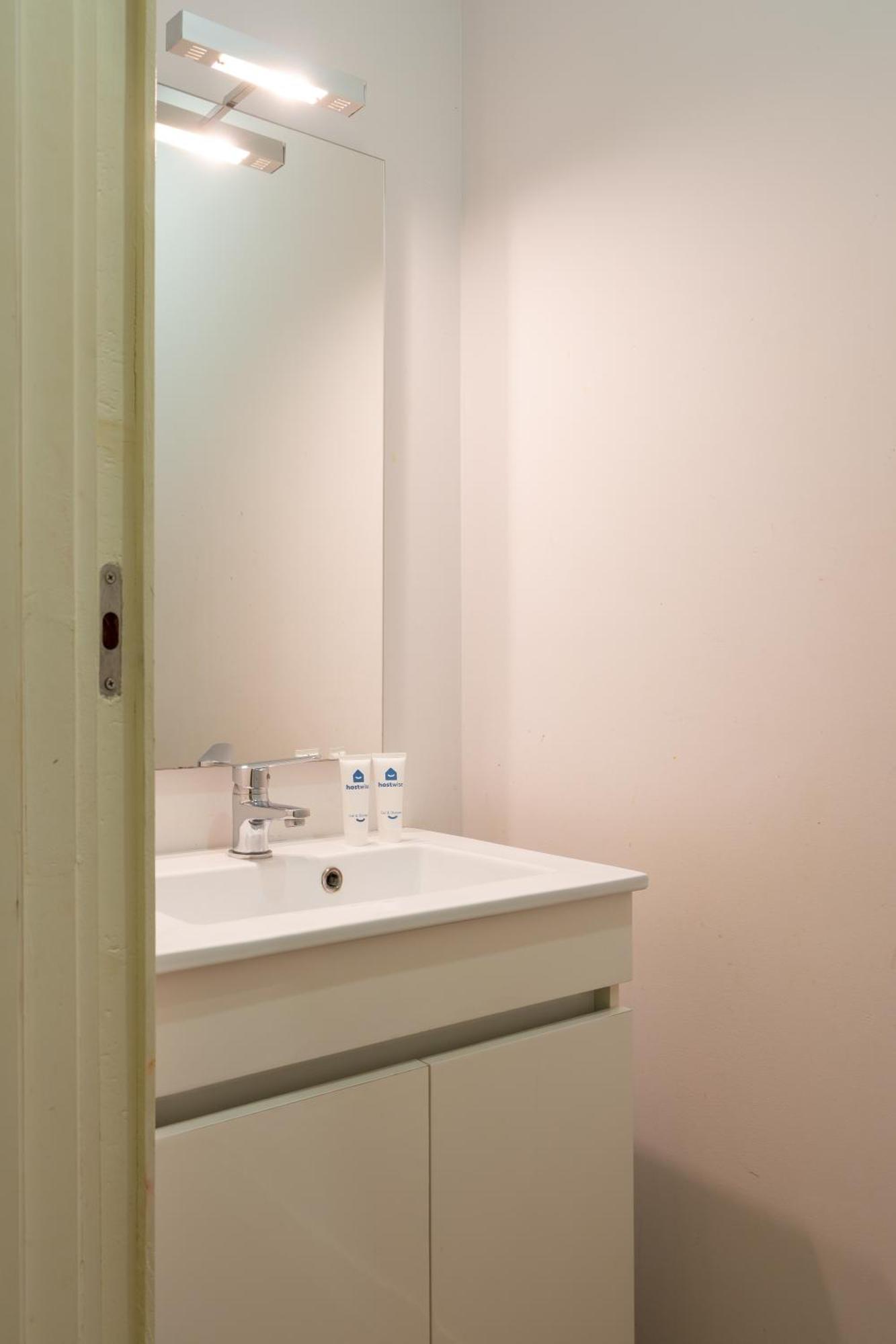 Host Wise - Sweet Bright Flats - City Center Порту Номер фото